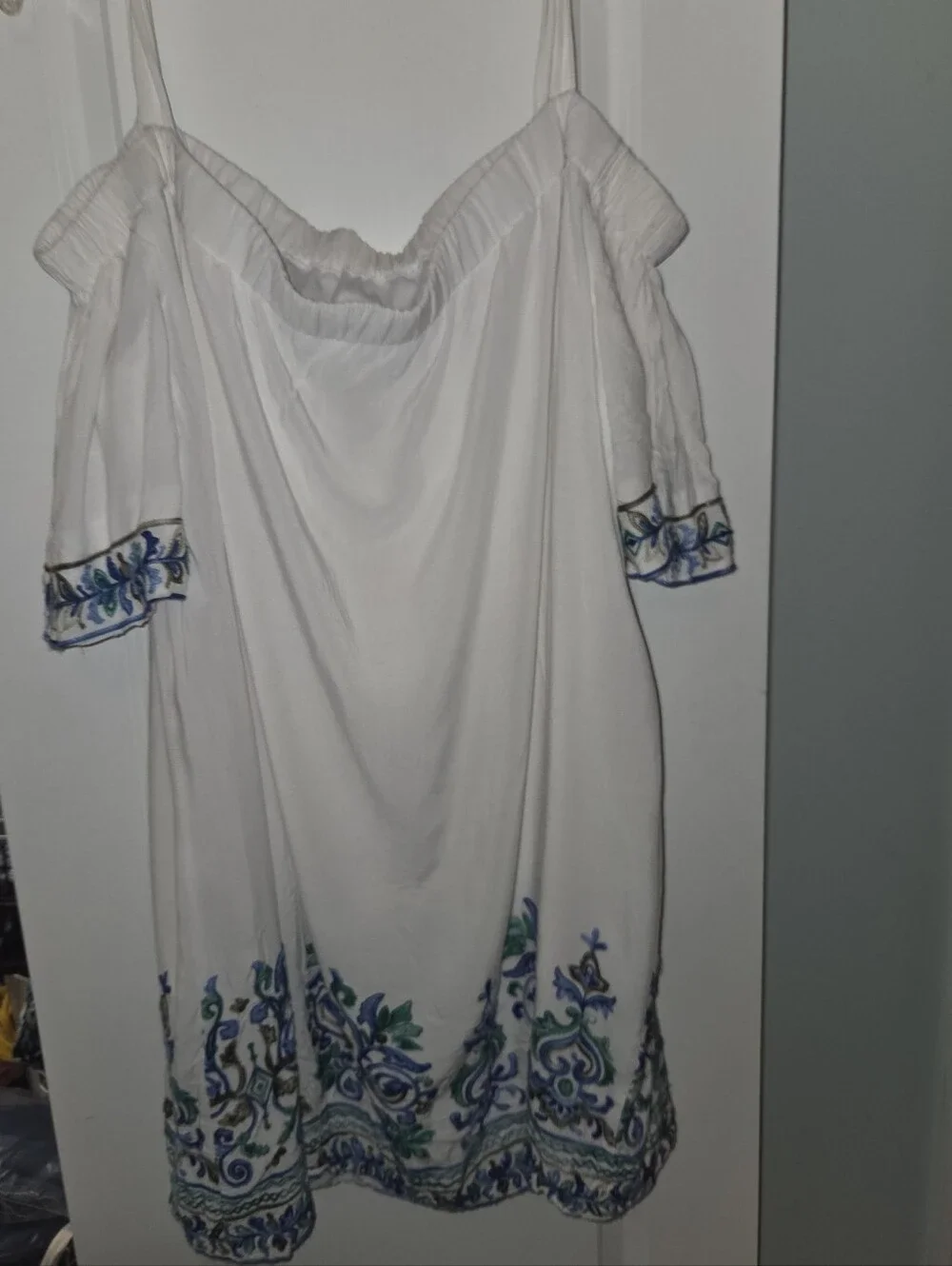 Sandra Darren Plus Size Off the Shoulder White Summer Embroidered Boho Dress